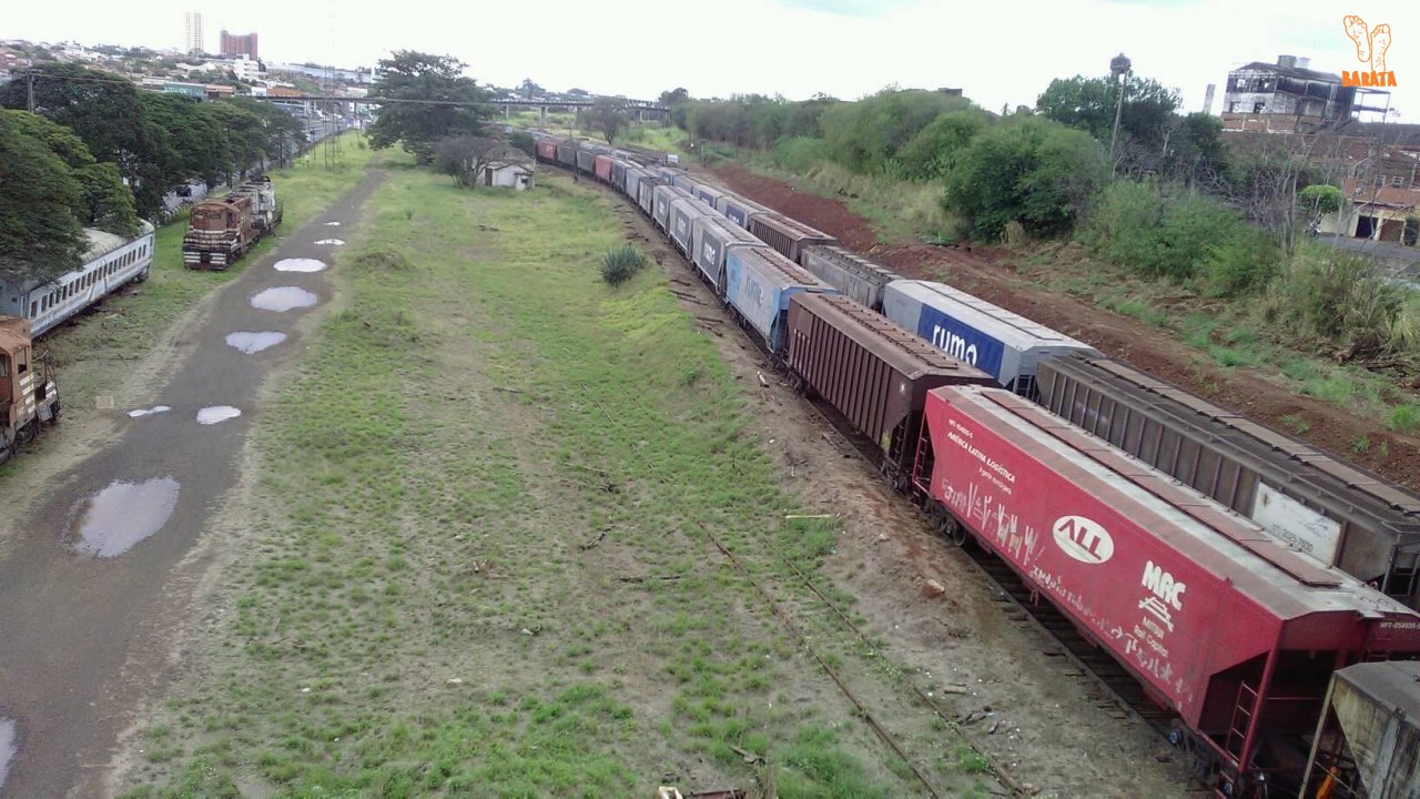 Trem da Rumo Antes (Foto: Barata)